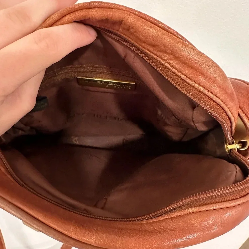 Vintage Leather Americana Crossbody Women’s Purse Classic Neutral
